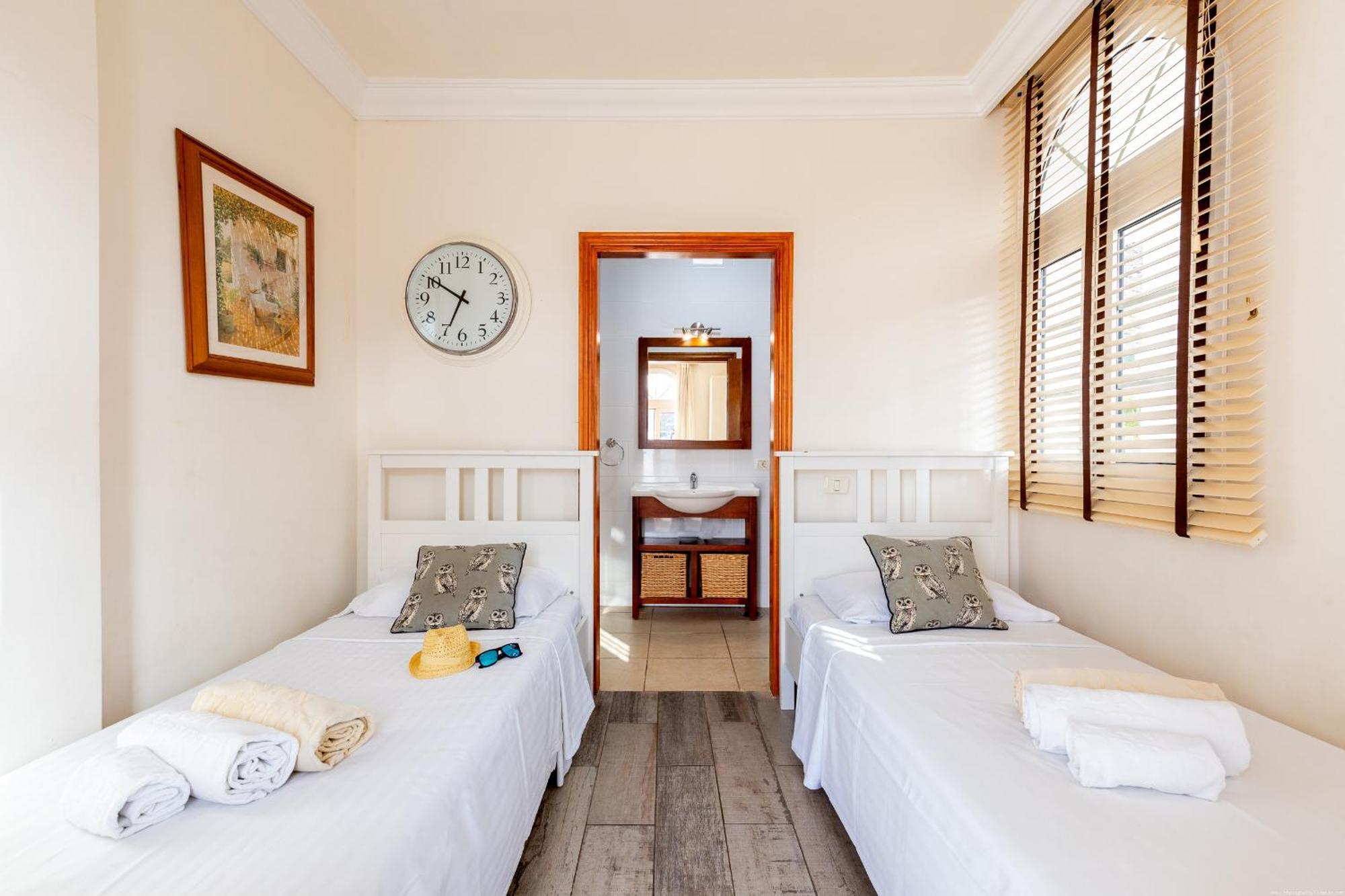 Villa Ocean Palm, Heated Pool! 阿德耶 外观 照片