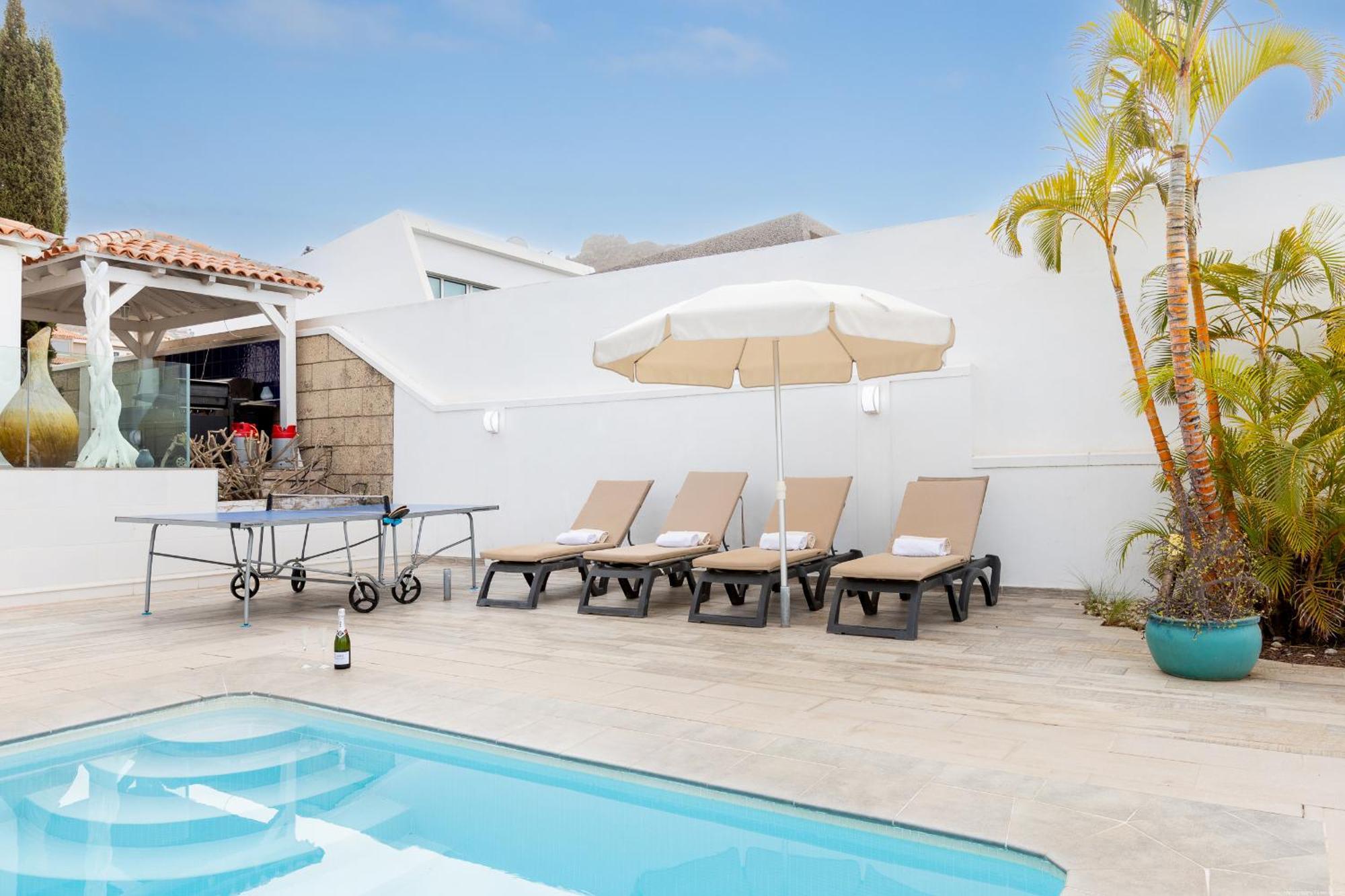 Villa Ocean Palm, Heated Pool! 阿德耶 外观 照片